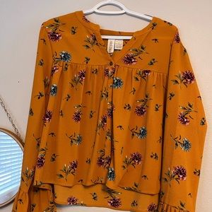 Burnt orange bell sleeve blouse size L
